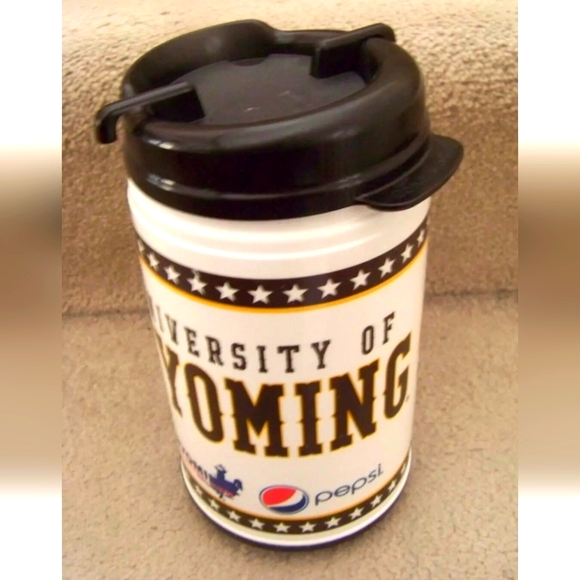 University of Wyoming Cowboys Large Travel Mug Cup 1 Quart insulated slide top - Picture 1 of 8